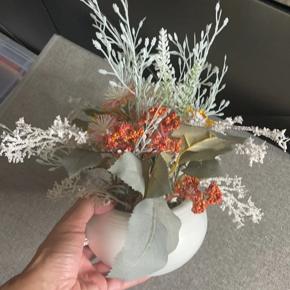 Dried faux flowers‎ in white squat pot decor